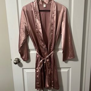 SHEIN Satin Robe